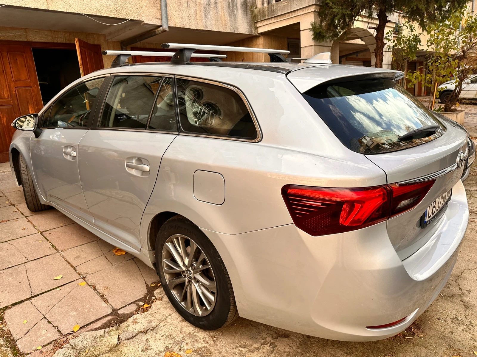 Toyota Avensis  - изображение 6