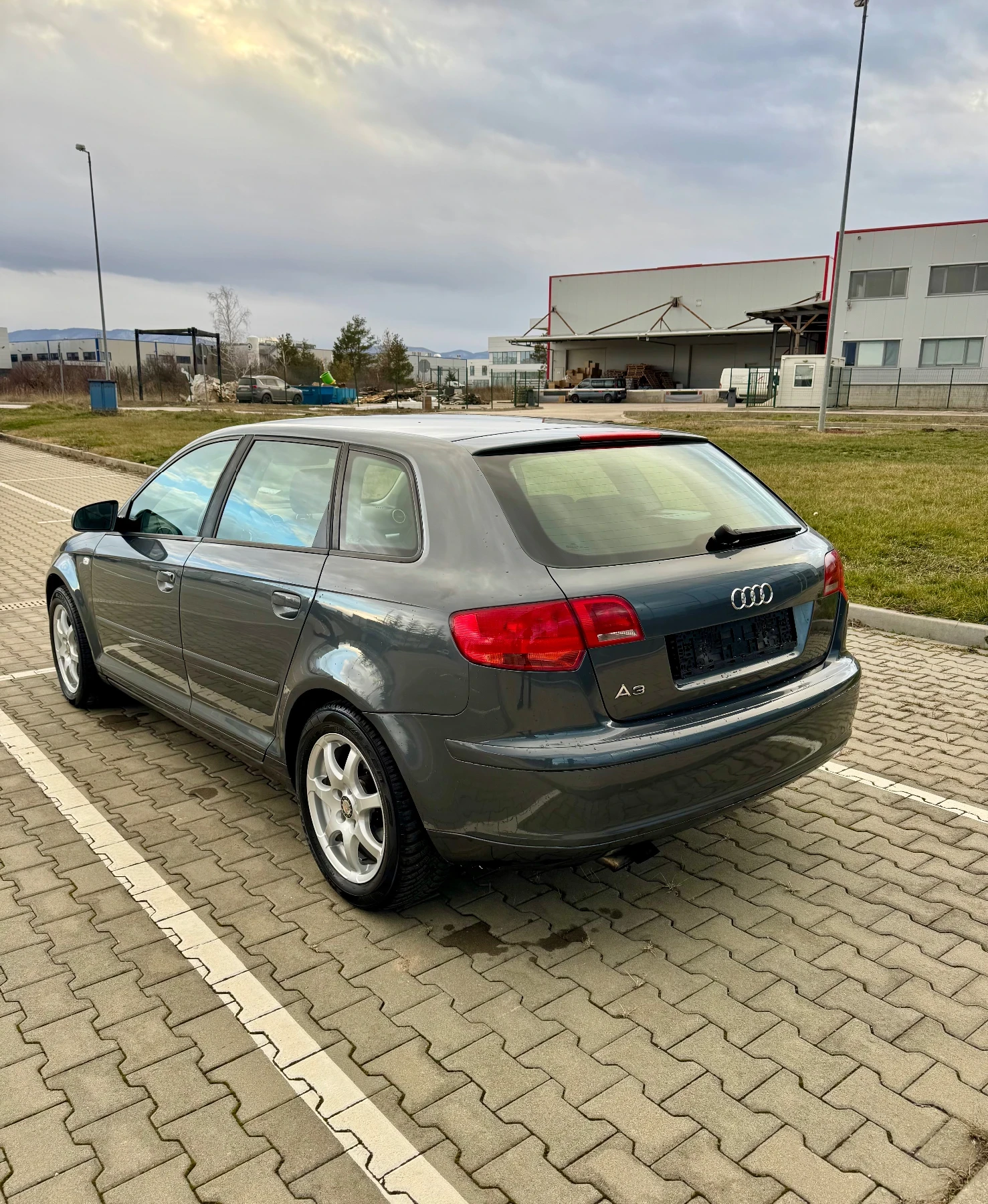Audi A3 A3 sportback 1.9TDI 105�� 4����� | Mobile.bg � ����������� 6