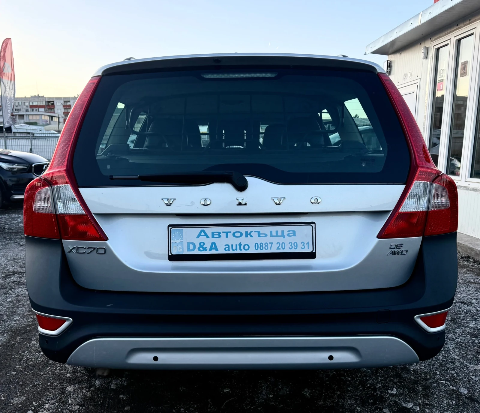 Volvo Xc70 2.4D5  AWD 185к.с - изображение 10