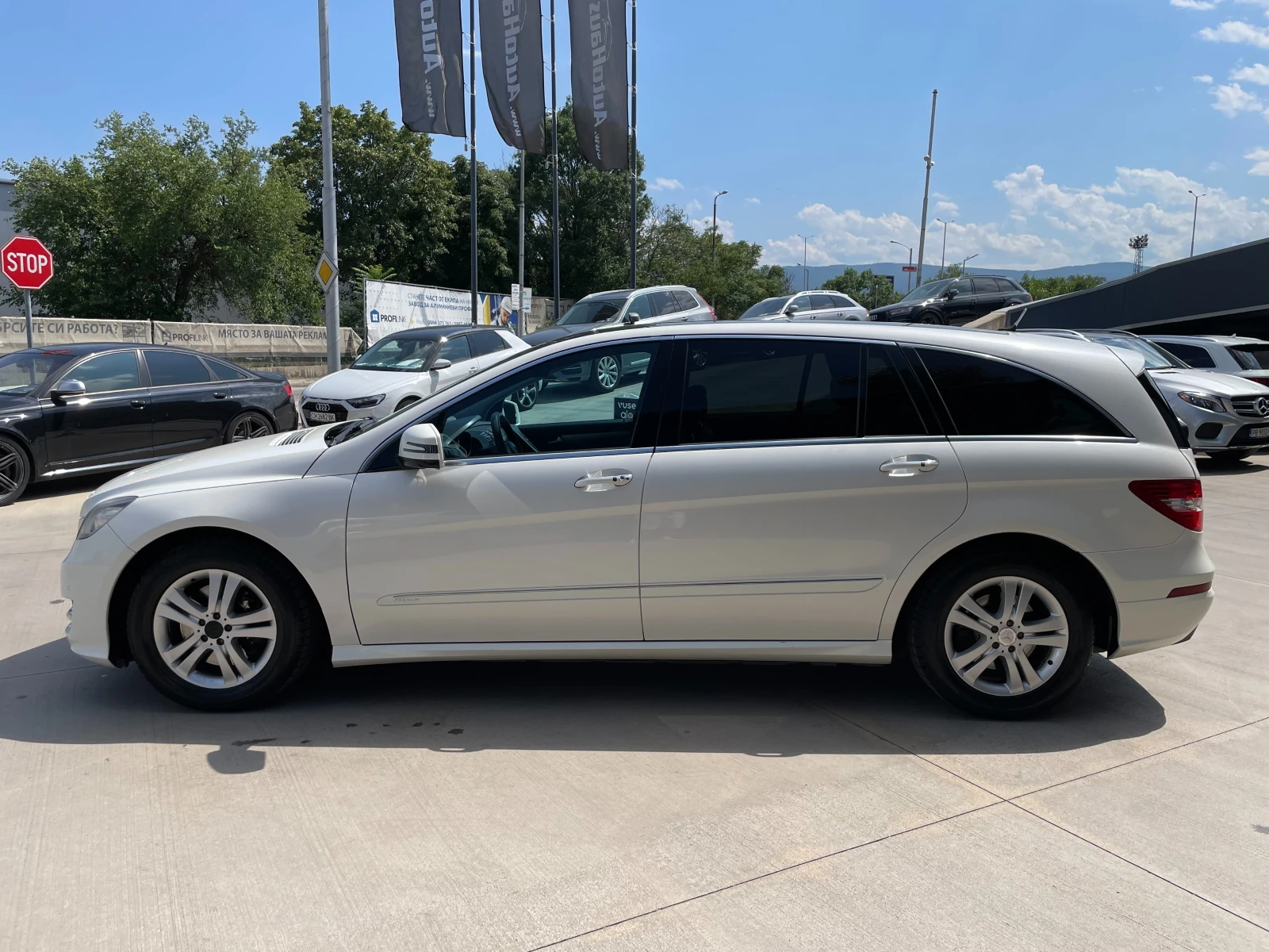 Mercedes-Benz R 350 4 Matic, снимка 3 - Автомобили и джипове - 53731881