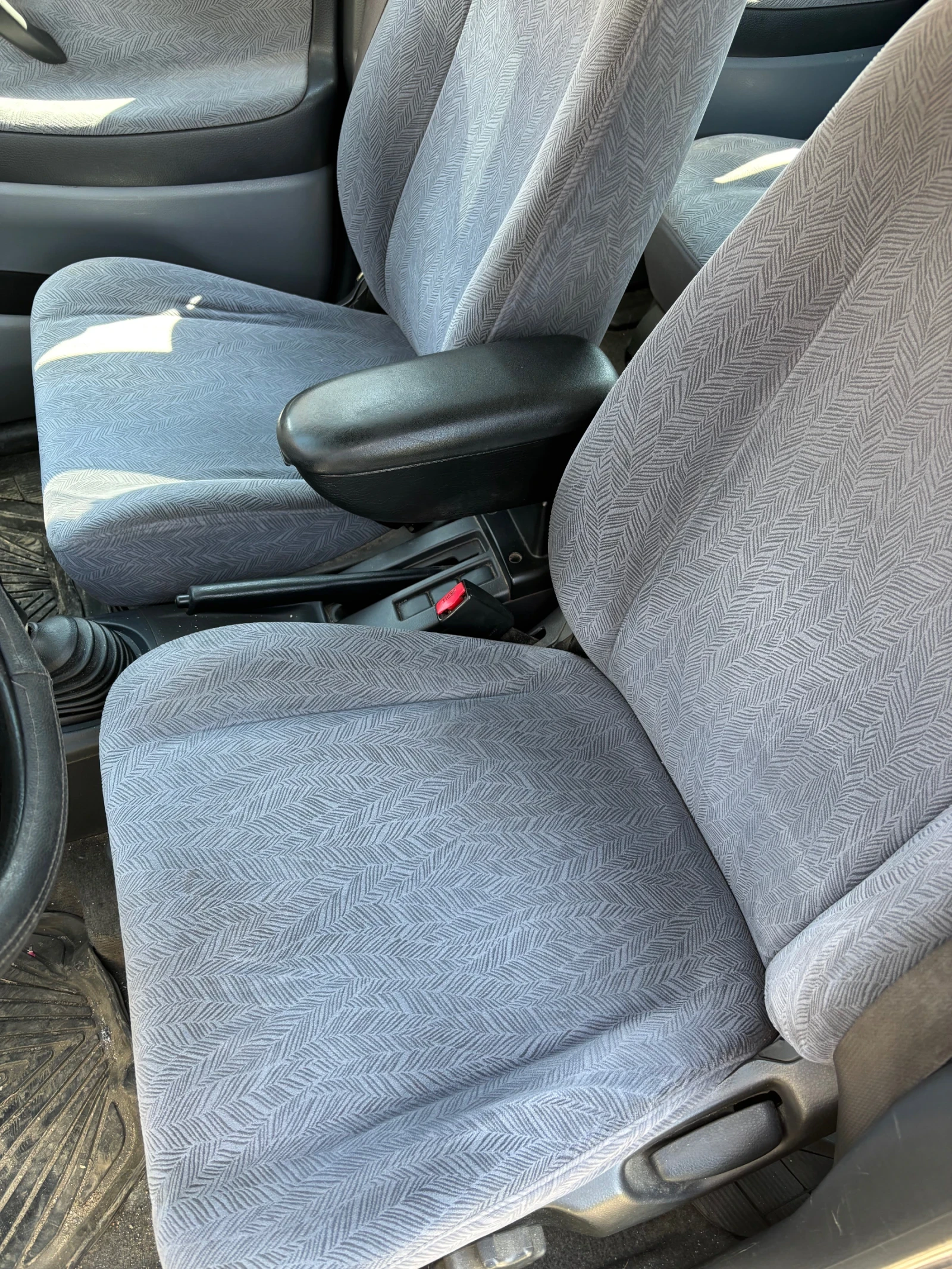 Suzuki Liana 1.6 4x4, снимка 8 - Автомобили и джипове - 53845880