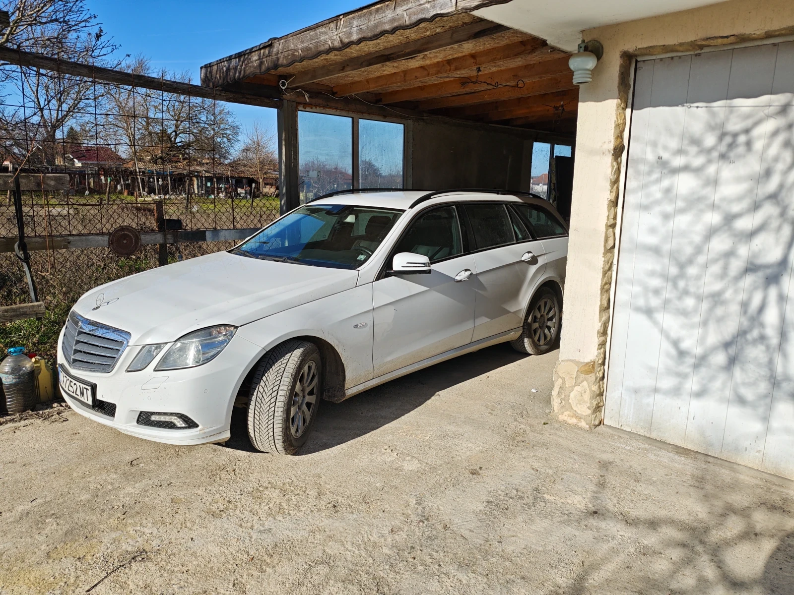 Mercedes-Benz E 200, снимка 2 - Автомобили и джипове - 53925180