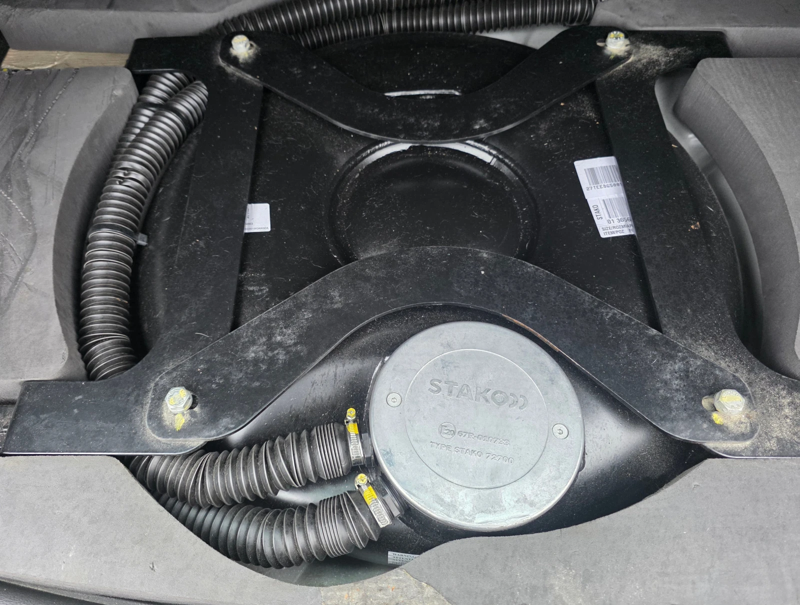 Ford Focus III-Wagon-1.6 Ti-VCT-LPG, снимка 17 - Автомобили и джипове - 54324837