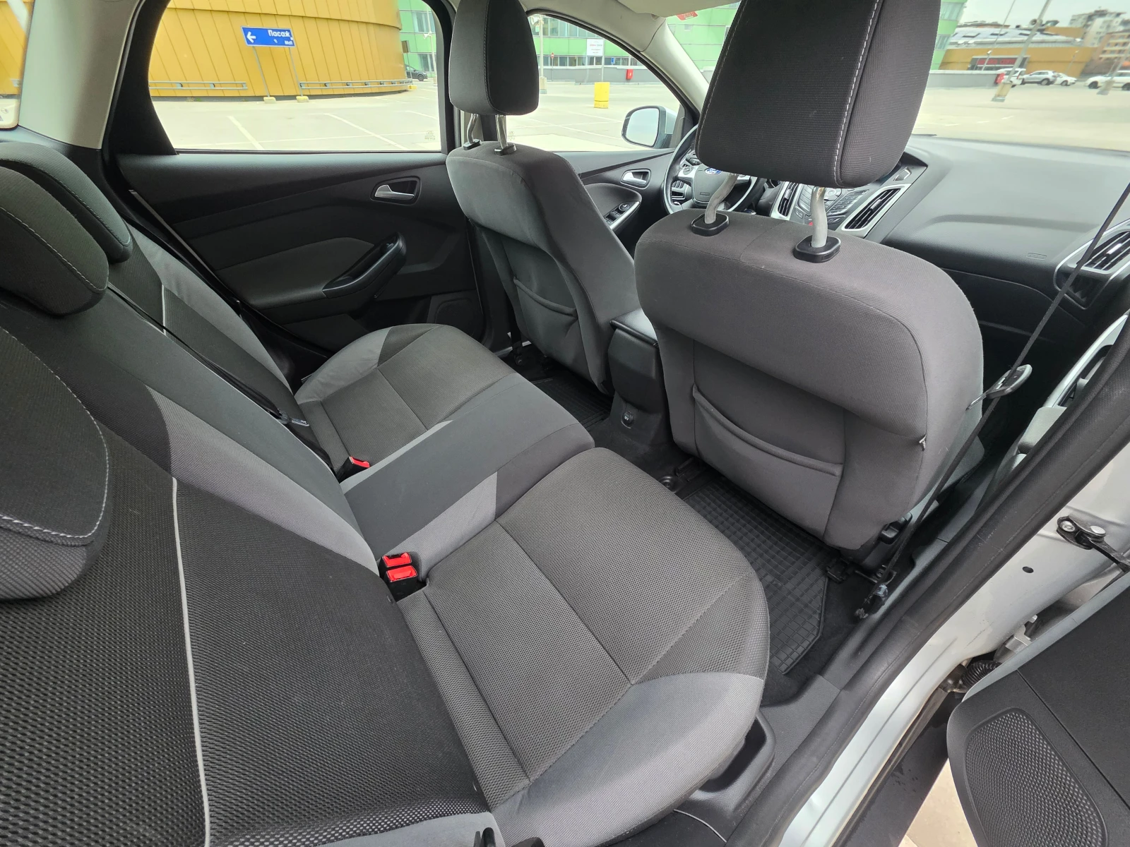 Ford Focus III-Wagon-1.6 Ti-VCT-LPG, снимка 15 - Автомобили и джипове - 54324837