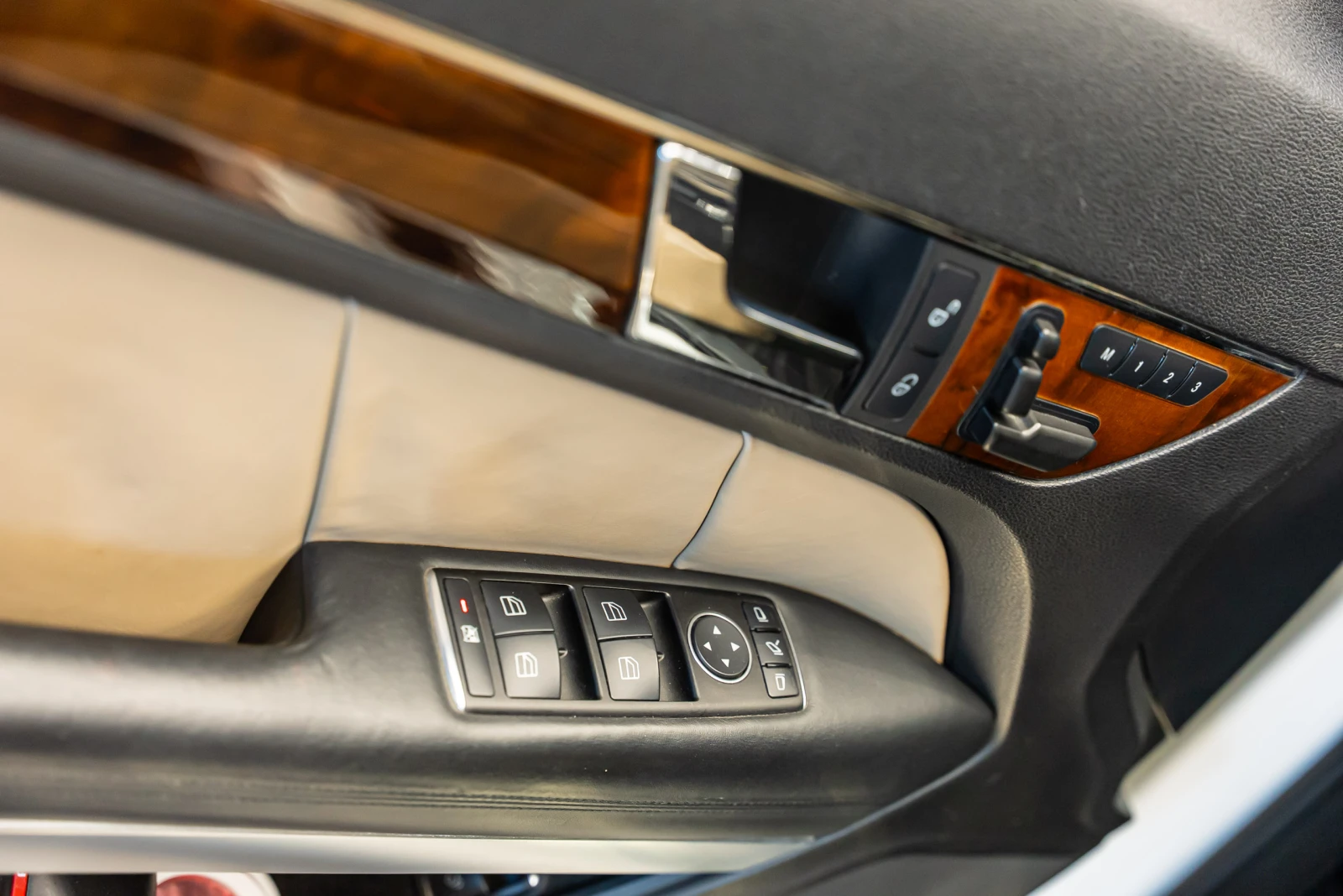 Mercedes-Benz E 55 E 550, снимка 14 - Автомобили и джипове - 54340854