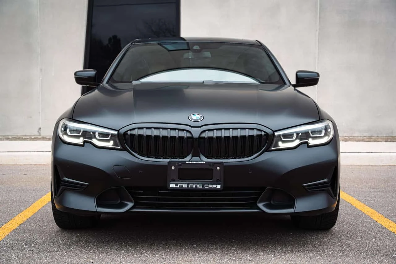 BMW 330 * xDrive * CARFAX * ЦЕНА ДО БГ, снимка 2 - Автомобили и джипове - 54427330