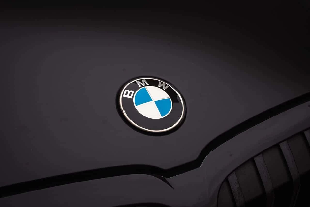 BMW 330 * xDrive * CARFAX * ЦЕНА ДО БГ, снимка 8 - Автомобили и джипове - 54427330