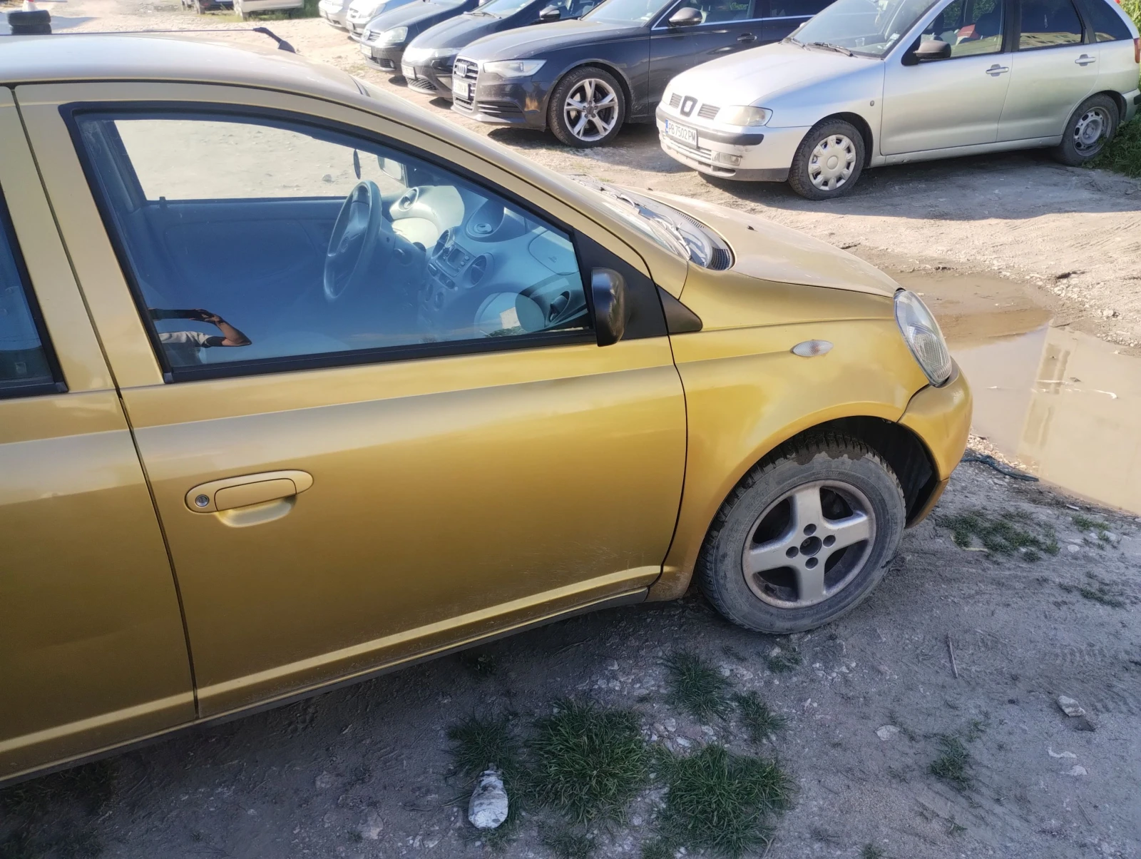 Toyota Yaris 2000, снимка 7 - Автомобили и джипове - 54475557