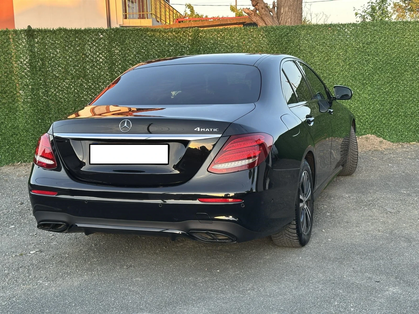 Mercedes-Benz E 220 AMG , снимка 6 - Автомобили и джипове - 54568943