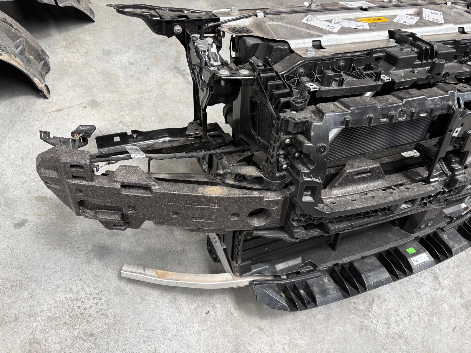 BMW i4 G26, снимка 16 - Автомобили и джипове - 54637888