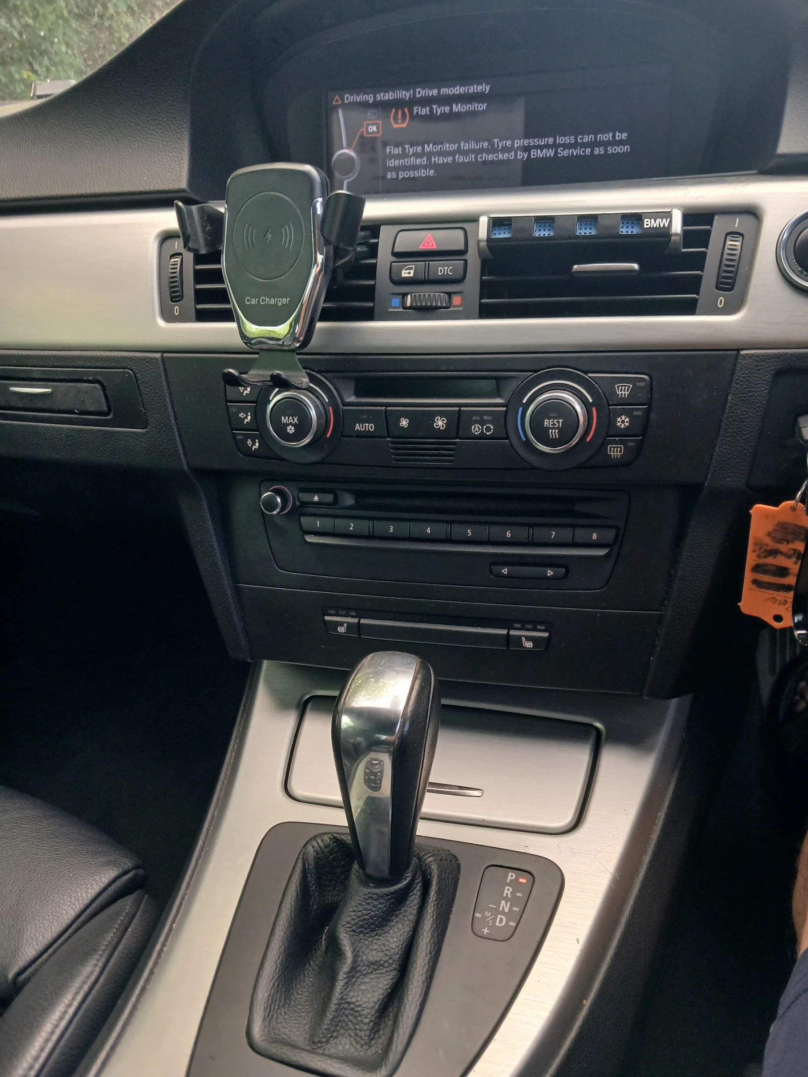BMW 330 М sport 245кс., снимка 3 - Автомобили и джипове - 54767170