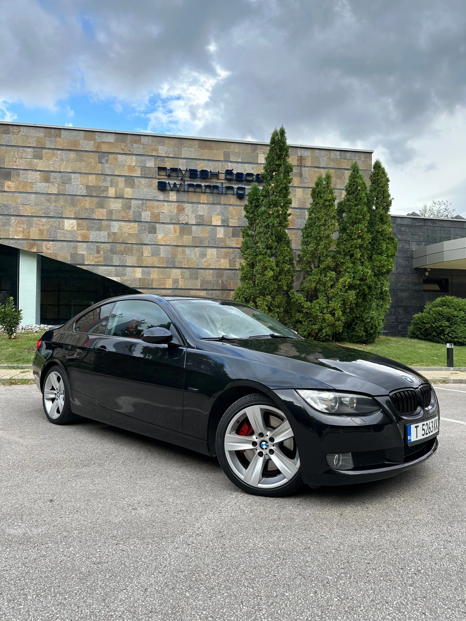 BMW 330, снимка 2 - Автомобили и джипове - 54817418