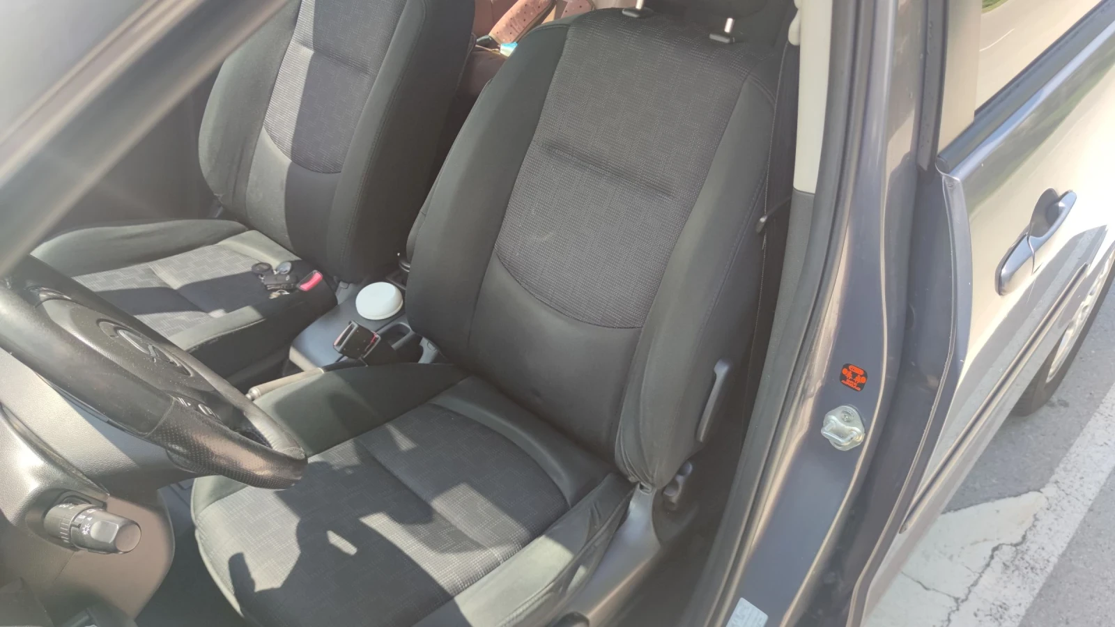 Mazda 5 6+ 1, снимка 12 - Автомобили и джипове - 55016353