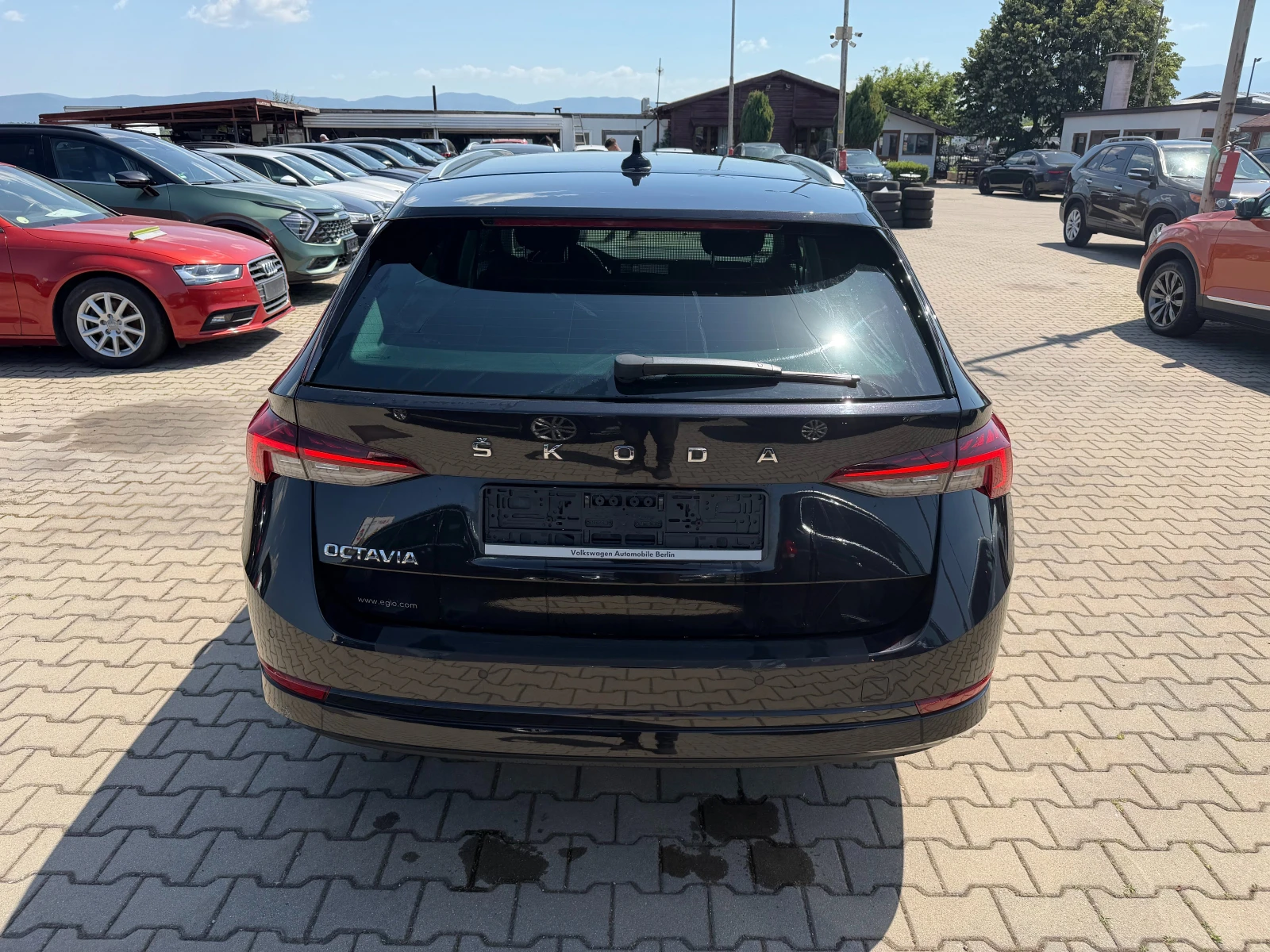 Skoda Octavia 2.0TDI AVTOMAT/NAVI EURO 6, снимка 7 - Автомобили и джипове - 55091103