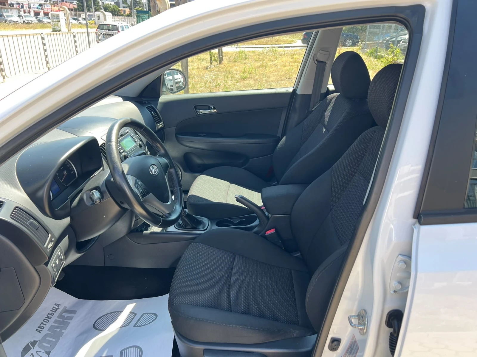 Hyundai I30 1.6CRDi | Mobile.bg � ����������� 8