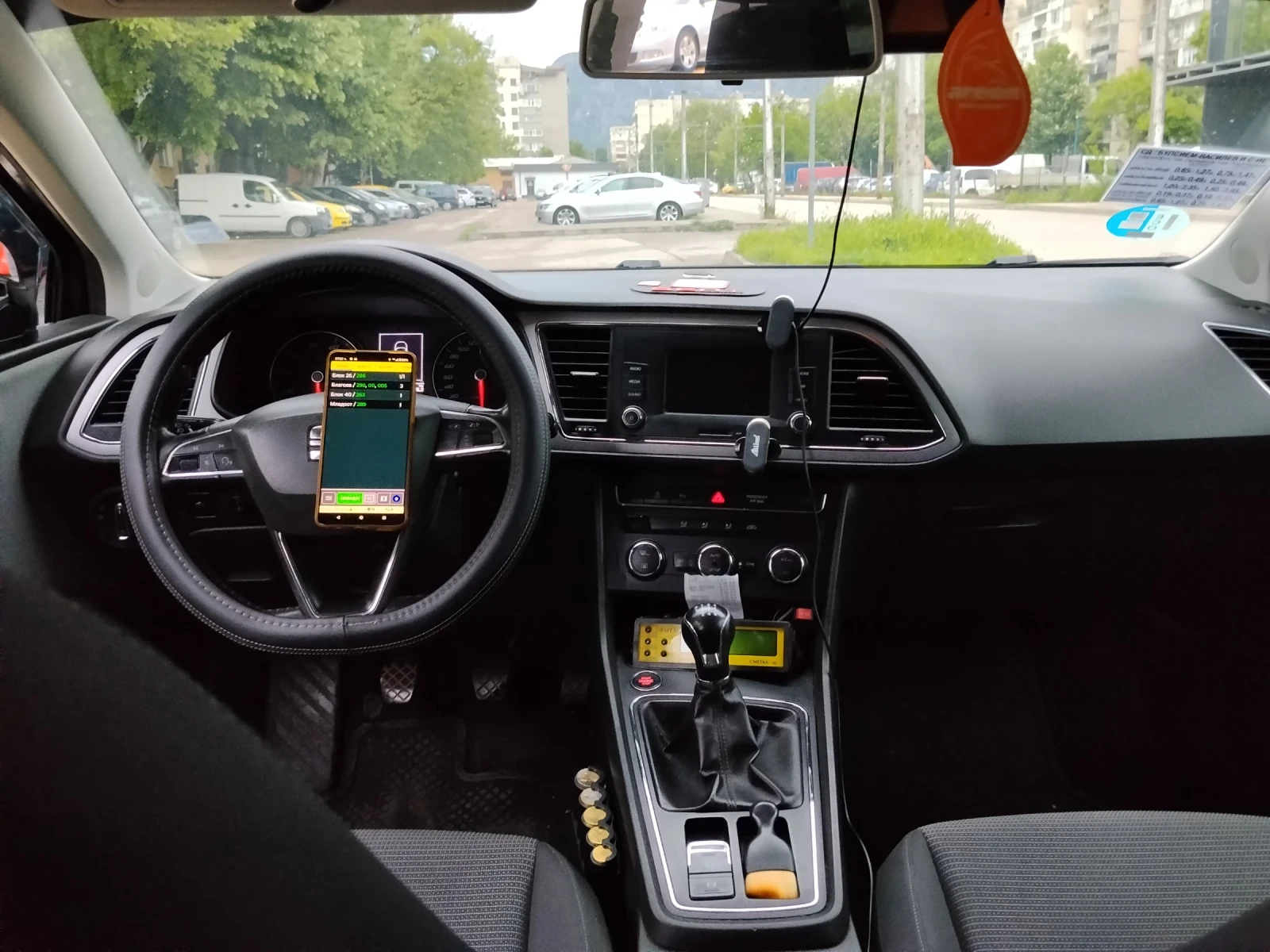 Seat Leon 1.5метан, снимка 9 - Автомобили и джипове - 55479587