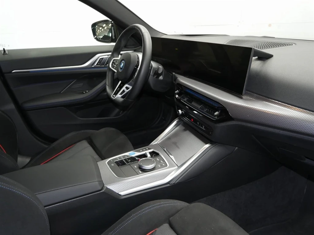BMW i4 xDrive40 Gran Coupe, снимка 5 - Автомобили и джипове - 55625115