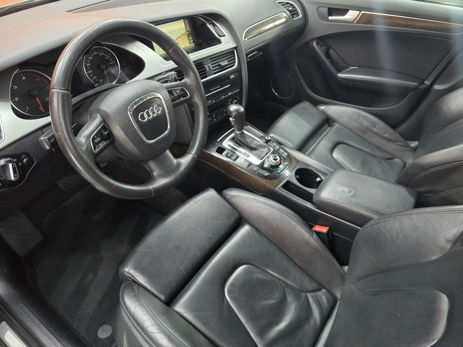 Audi A4 Allroad 3.0TDI/B&O/Distronic/Panorama , снимка 8 - Автомобили и джипове - 55717725