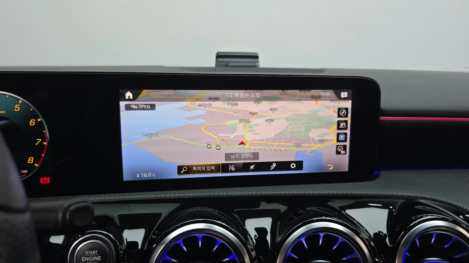 Mercedes-Benz A 35 AMG line, 4MATIC, снимка 17 - Автомобили и джипове - 56021570