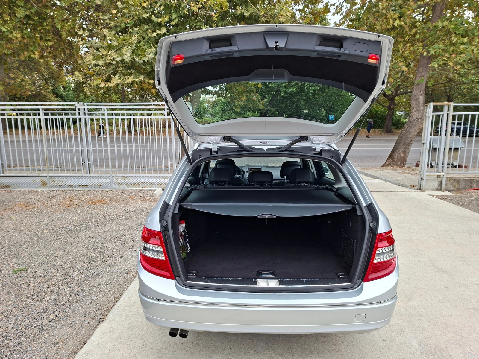 Mercedes-Benz C 200 2.2/136ks, снимка 16 - Автомобили и джипове - 56195353