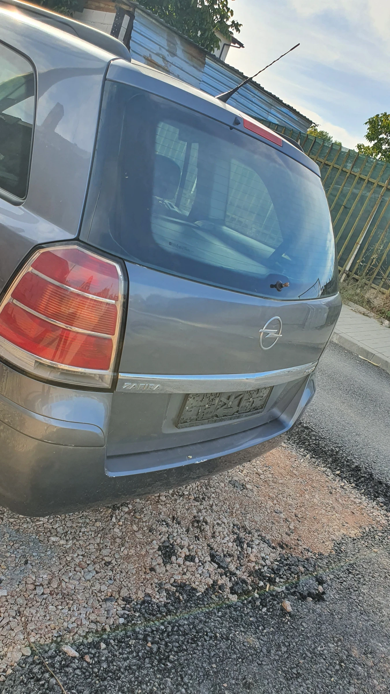 Opel Zafira 1.9 120к.с на части , снимка 5 - Автомобили и джипове - 56281776