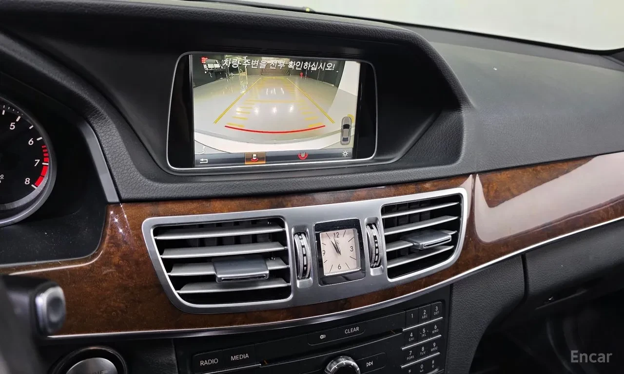 Mercedes-Benz E 300 Elegance | Mobile.bg � ����������� 12