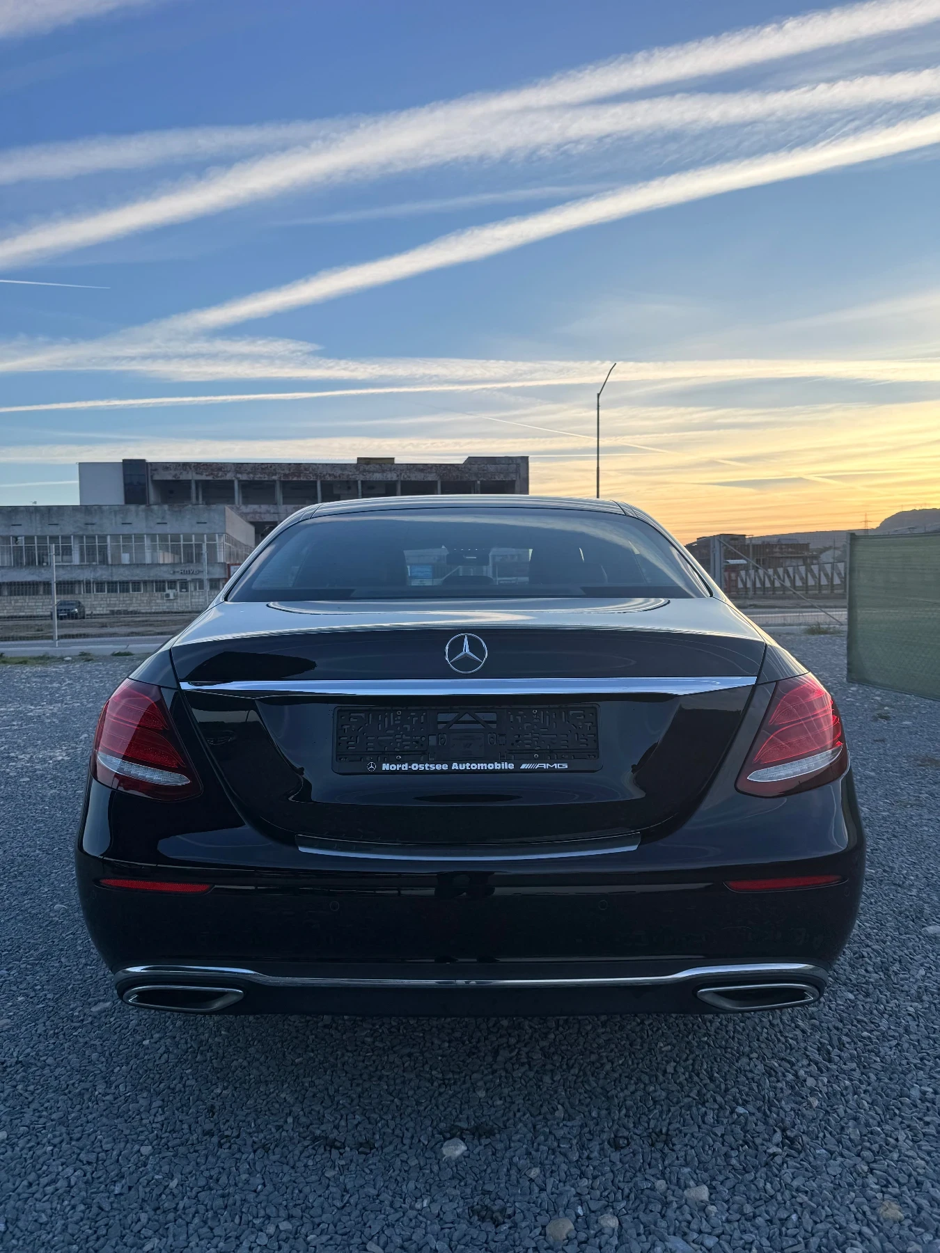 Mercedes-Benz E 220 * DIGITAL* , снимка 6 - Автомобили и джипове - 56504724