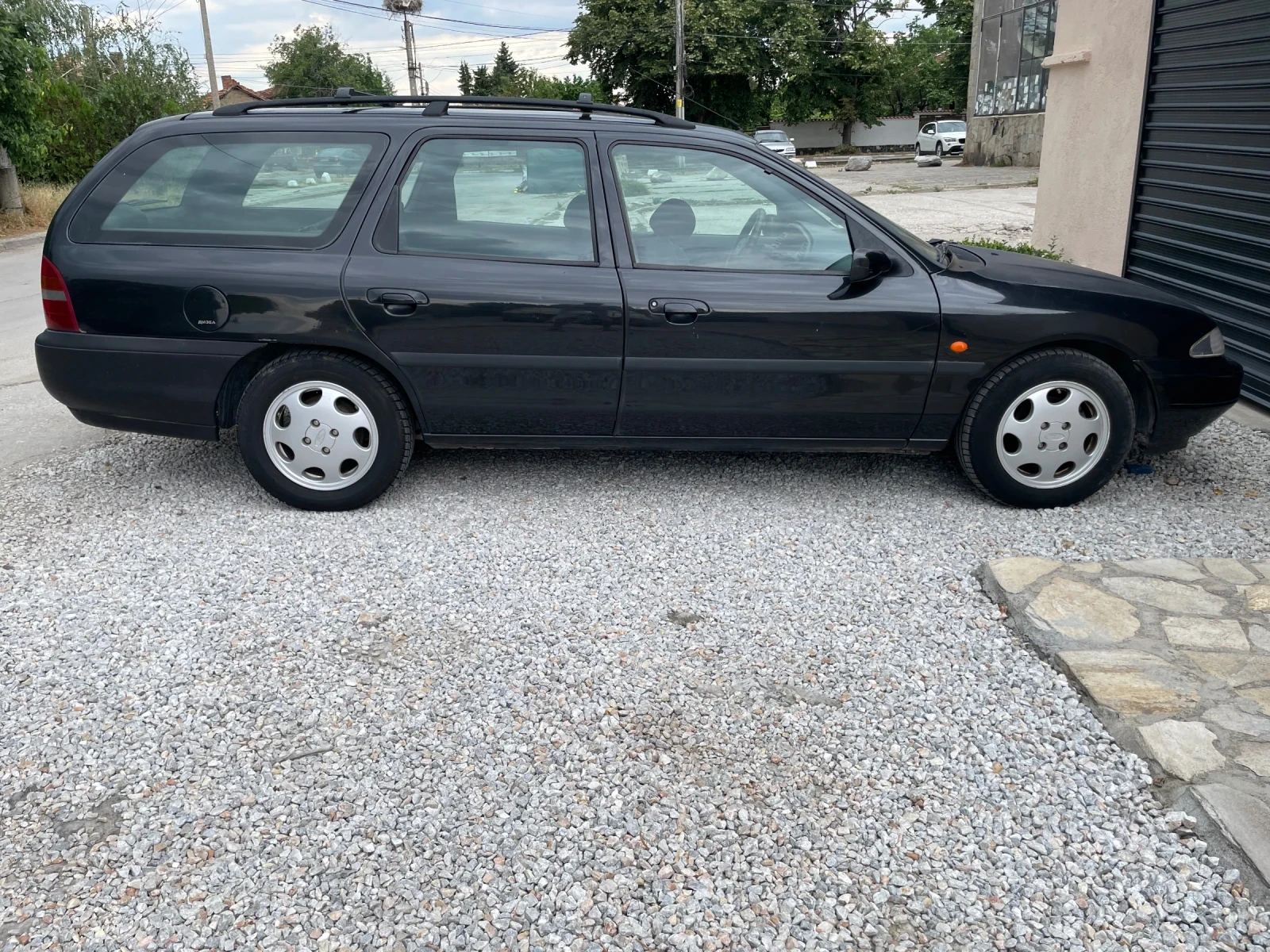 Ford Mondeo 1.6d, снимка 3 - Автомобили и джипове - 56514644