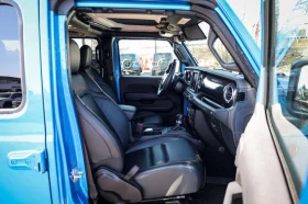 Jeep Wrangler * : Navi, Apple Car Play, Htd Seats * CARFAX * ЦЕН | Auto.bg — изображение 11