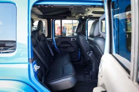Jeep Wrangler * : Navi, Apple Car Play, Htd Seats * CARFAX * ЦЕН | Auto.bg — изображение 12