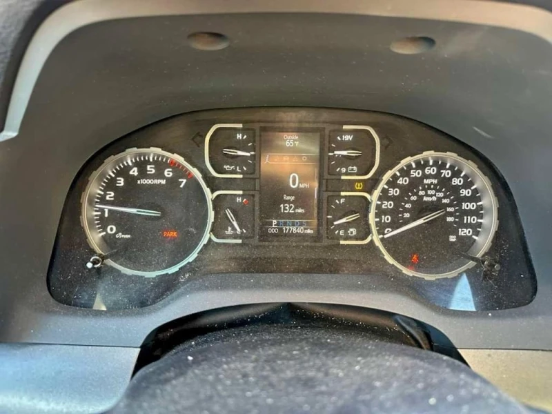 Toyota Tundra * DOUBLE CAB SR * CARFAX * , снимка 8 - Автомобили и джипове - 53023406