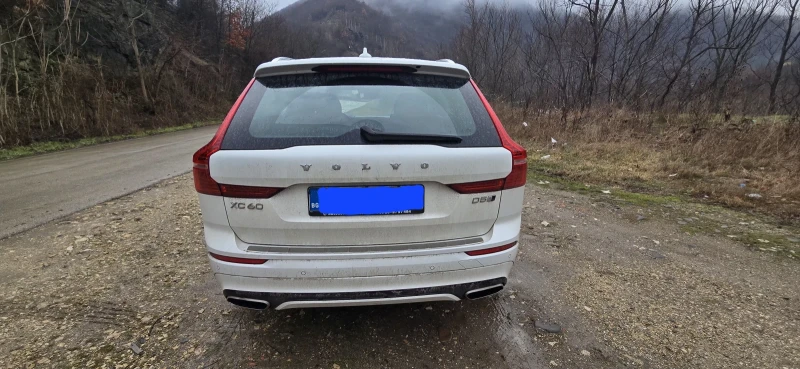 Volvo XC60 xc60 inspection D5 R design, снимка 5 - Автомобили и джипове - 53034466