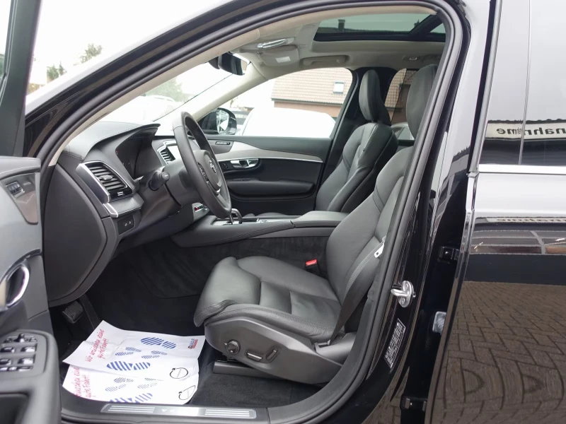 Volvo Xc90 ULTRA/455HP/T8/7S/PANO/H&K/360/HUD/AHK/LED/685g, снимка 8 - Автомобили и джипове - 53035188