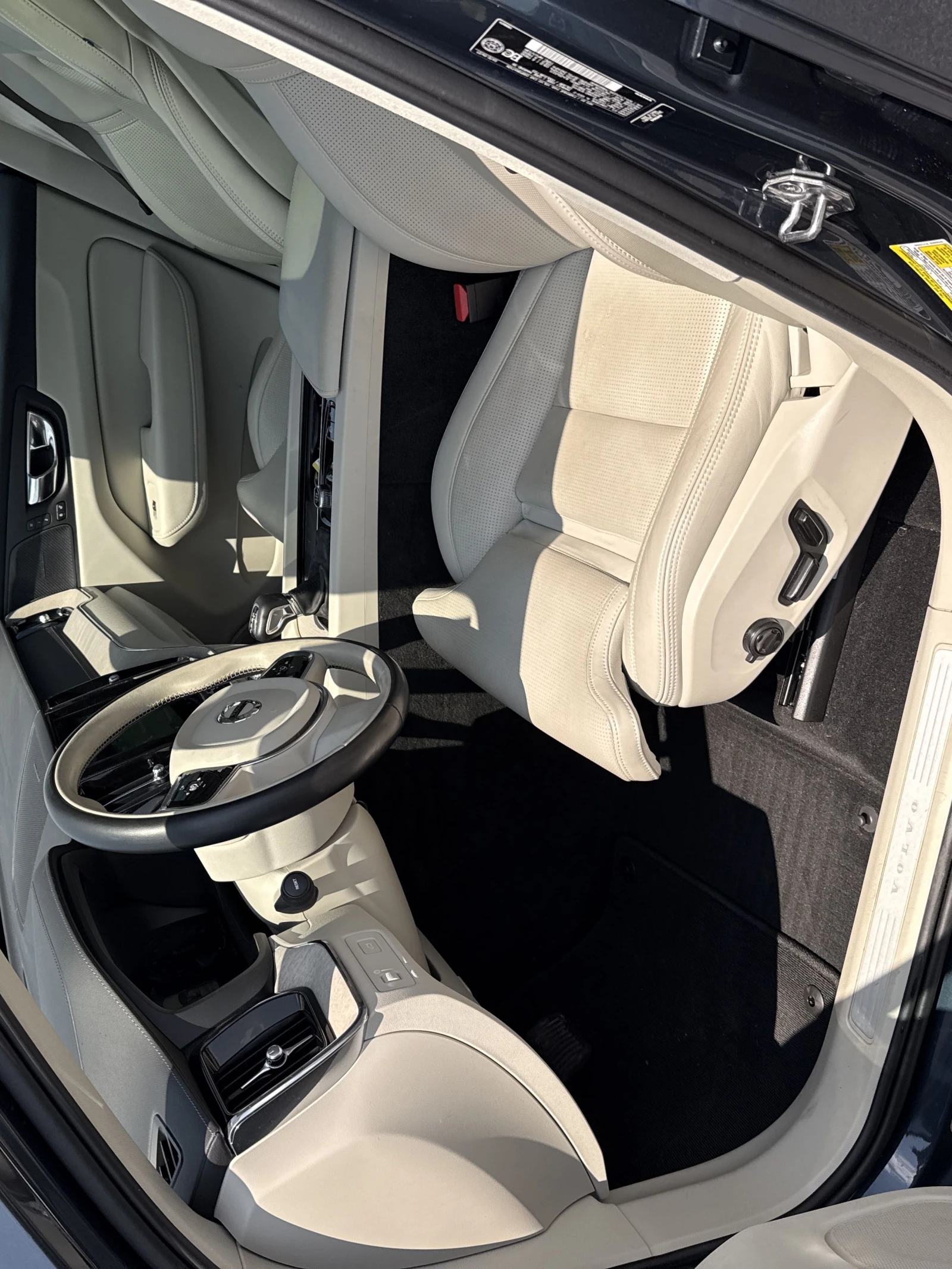 Volvo XC60 * T6 AWD Inscription * БЕЗ ПЪРВОНАЧАЛНА ВНОСКА - изображение 6
