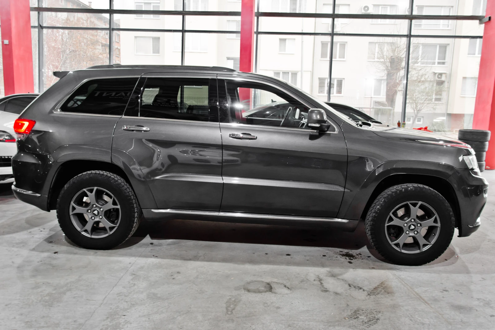 Jeep Grand cherokee 3.6* LPG* Summit - изображение 7