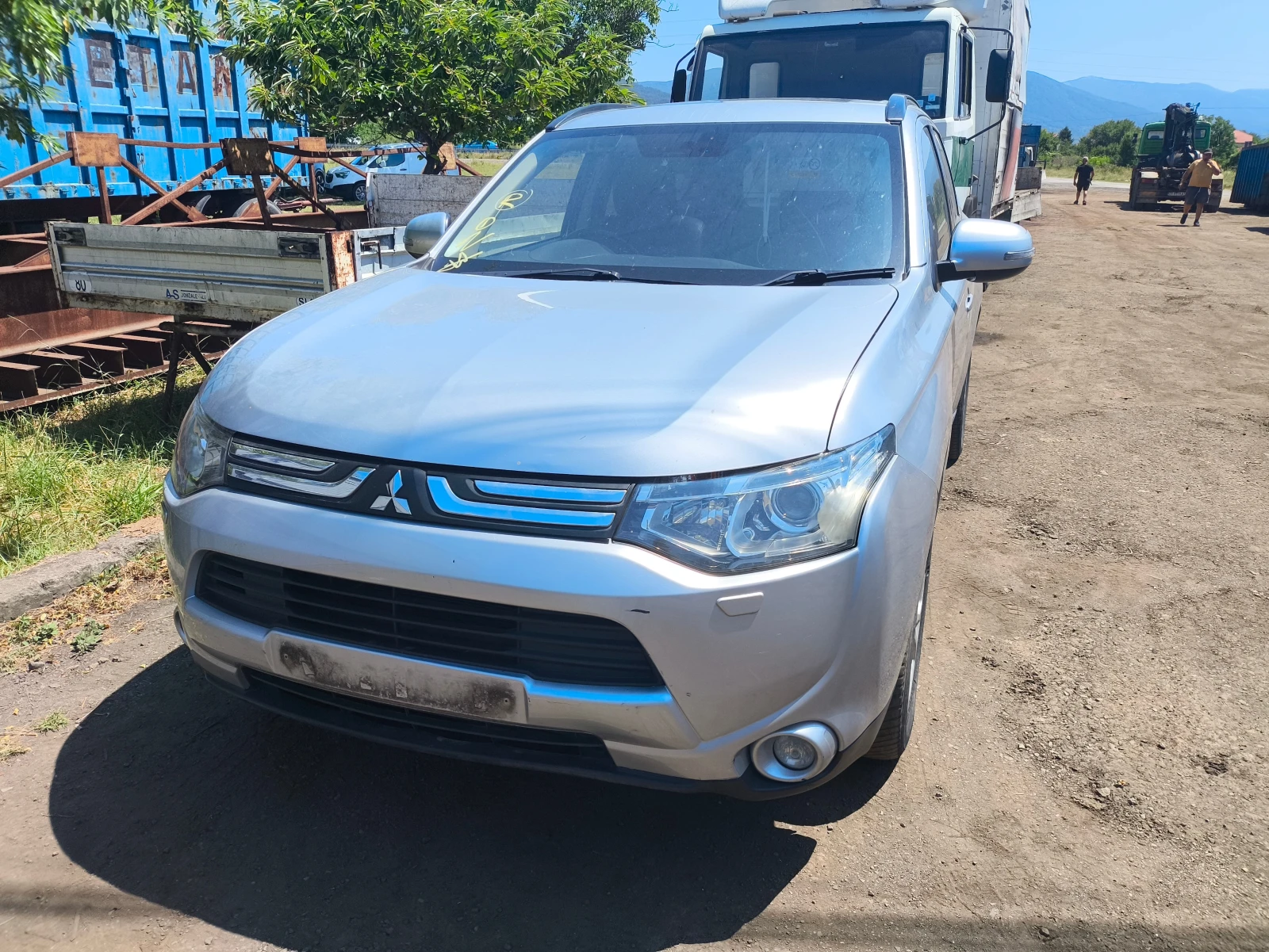 Mitsubishi Outlander 2.2d - изображение 2