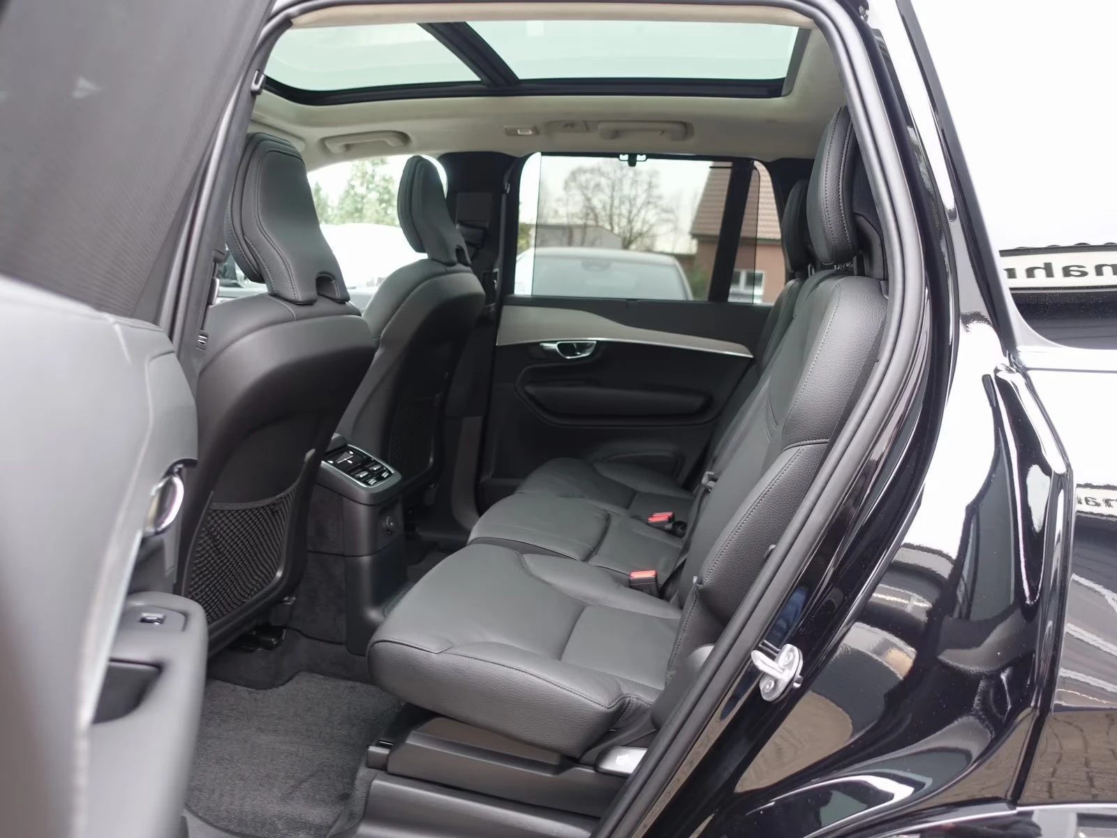 Volvo Xc90 ULTRA/455HP/T8/7S/PANO/H&K/360/HUD/AHK/LED/685g | Mobile.bg � ����������� 15