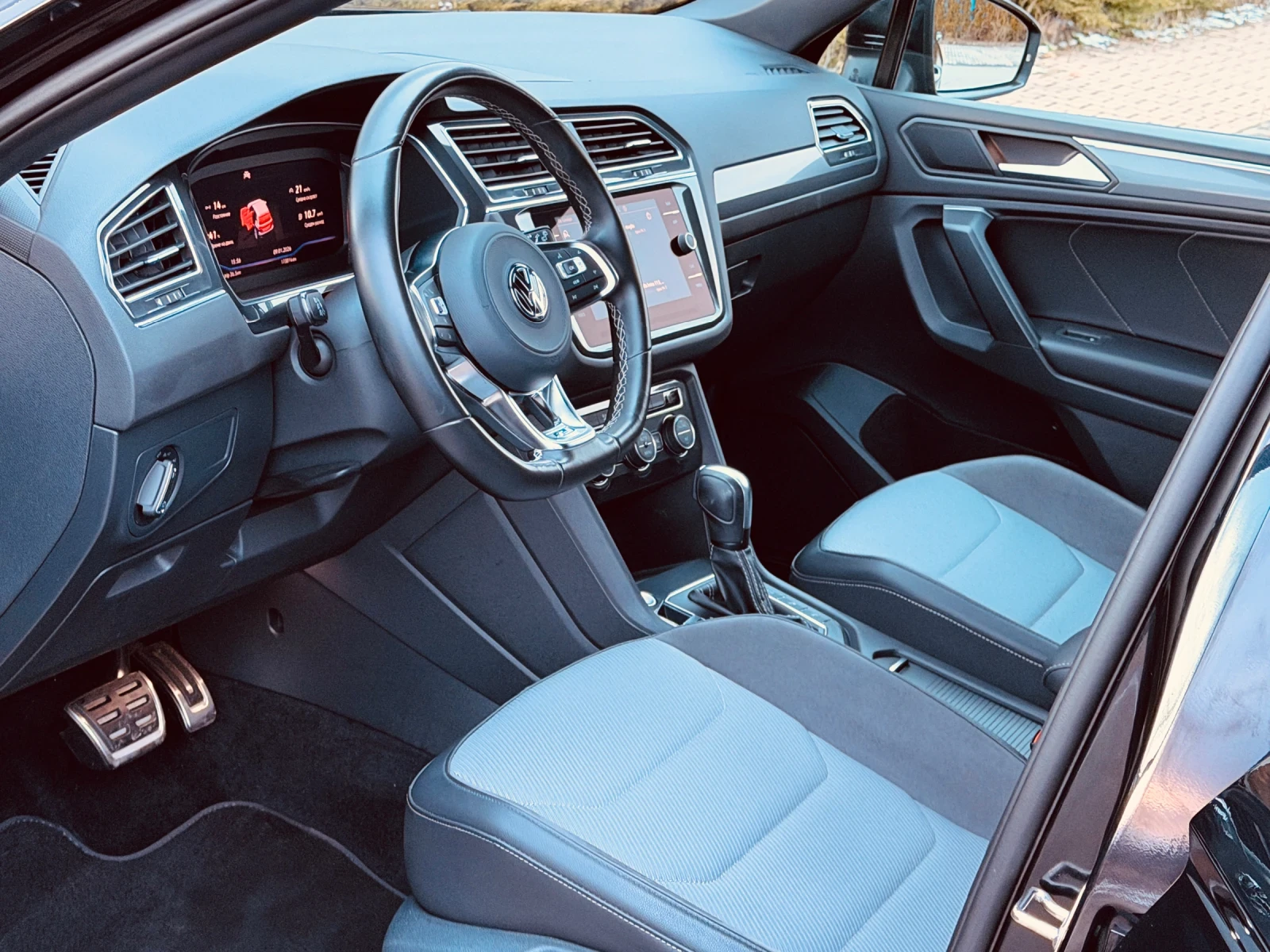 VW Tiguan Allspace 2.0TDI-200KC-R-LINE-7МЕСТЕН-KEYLESS-КАМЕРА-УНИКАТ- - изображение 9