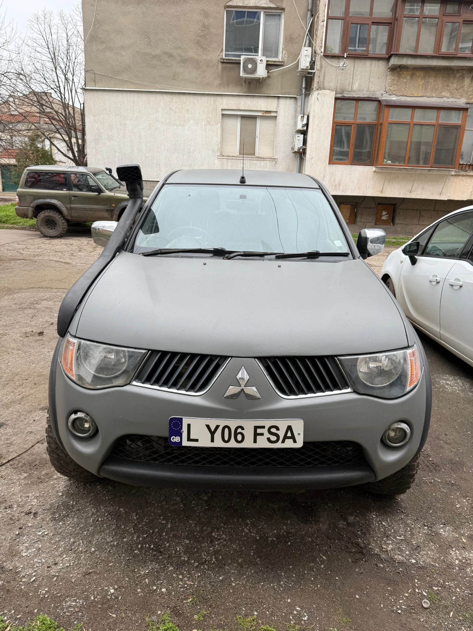 Mitsubishi L200  - изображение 2