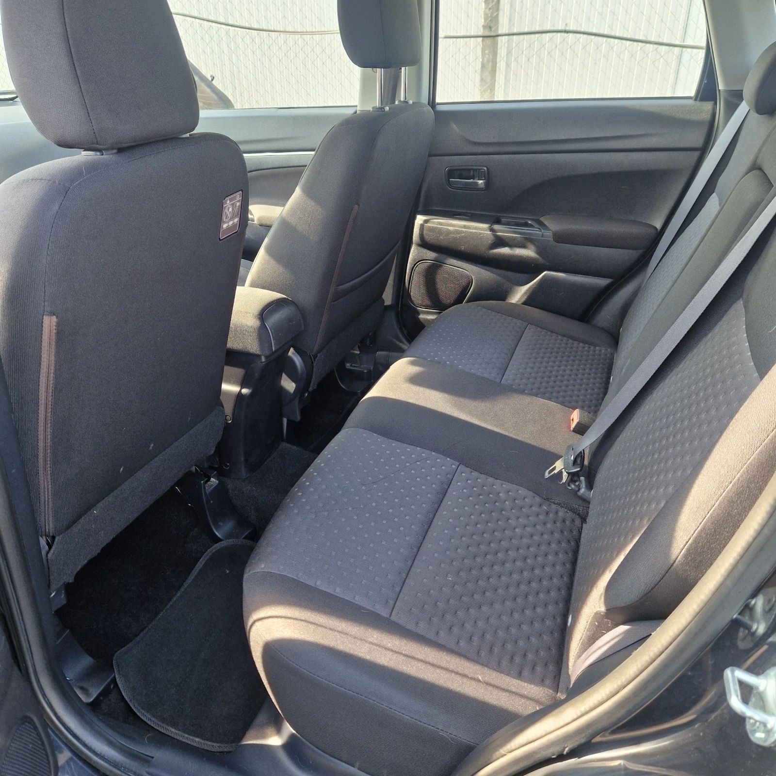 Mitsubishi ASX 1.8DID 150к.с, снимка 14 - Автомобили и джипове - 53987845