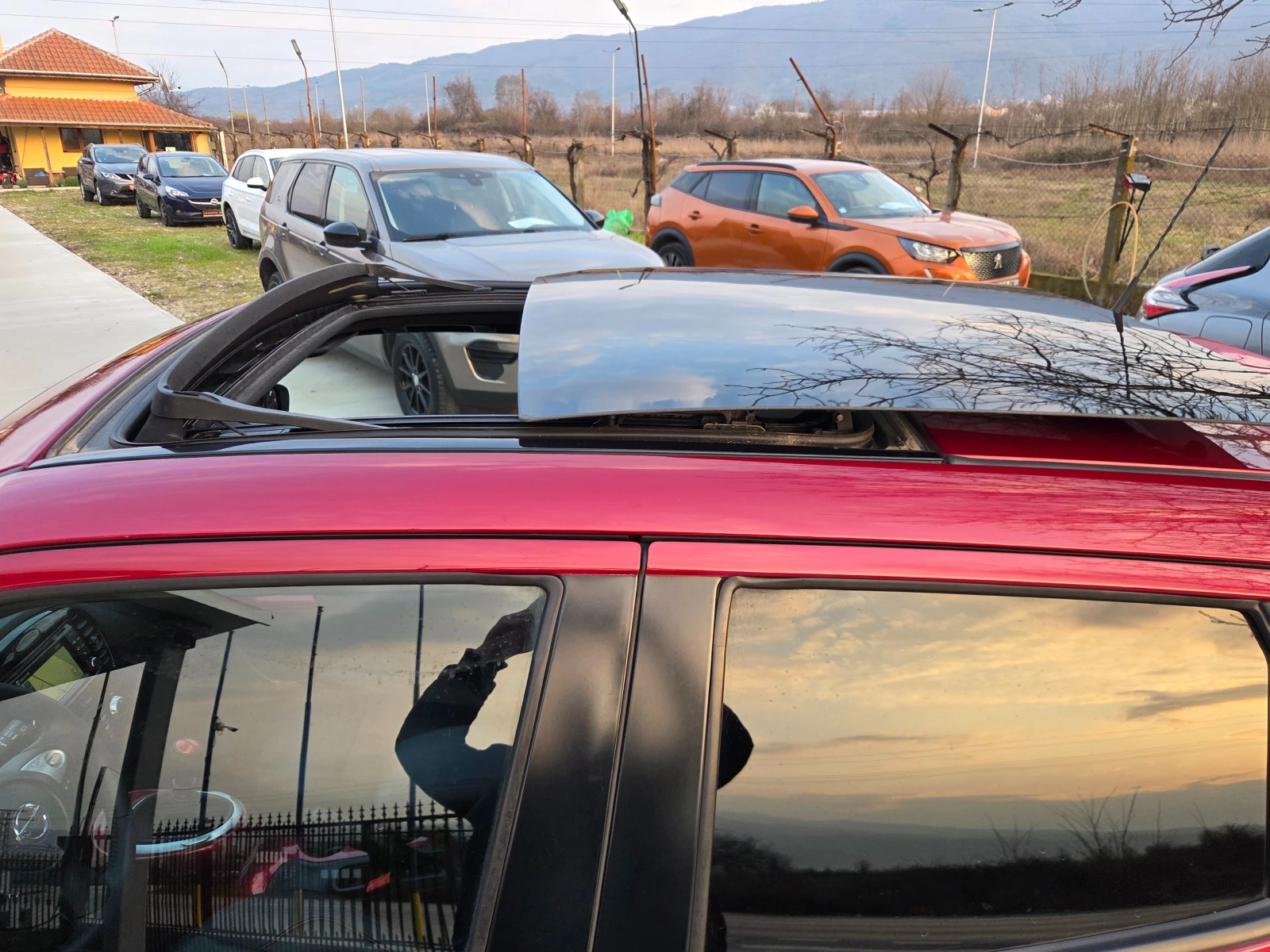 Nissan Juke 1.5 DCI * PANORAMA* 360-KAMERA* KAYLESS GO* * , снимка 10 - Автомобили и джипове - 54133957