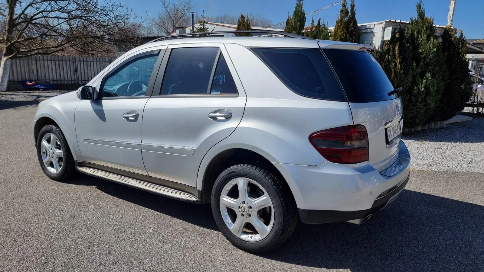 Mercedes-Benz ML 320, снимка 6 - Автомобили и джипове - 54237669
