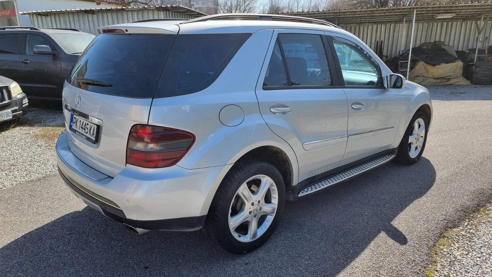 Mercedes-Benz ML 320, снимка 4 - Автомобили и джипове - 54237669
