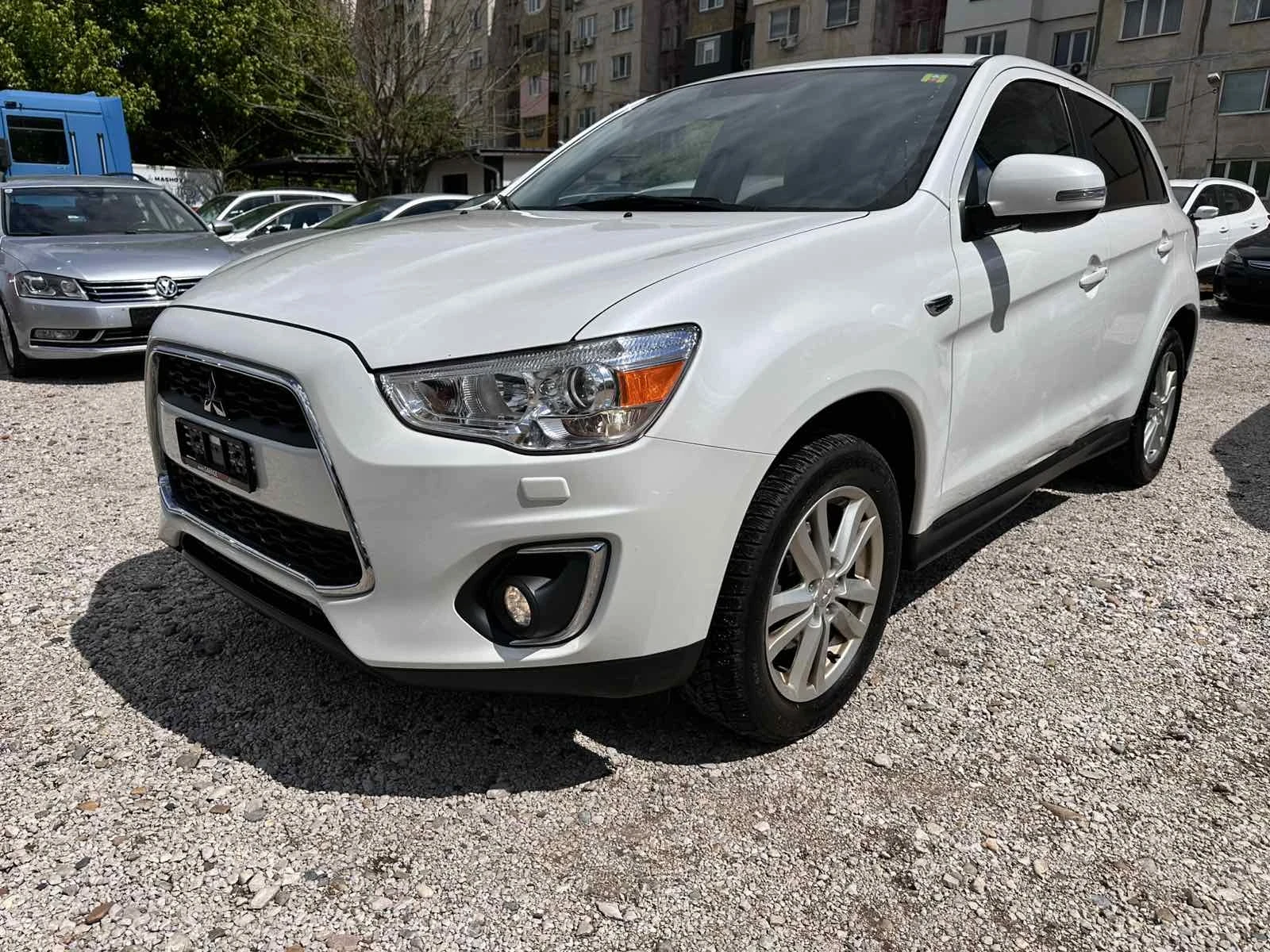 Mitsubishi ASX 2.2D/automat/4x4/Швейцария , снимка 3 - Автомобили и джипове - 54420397