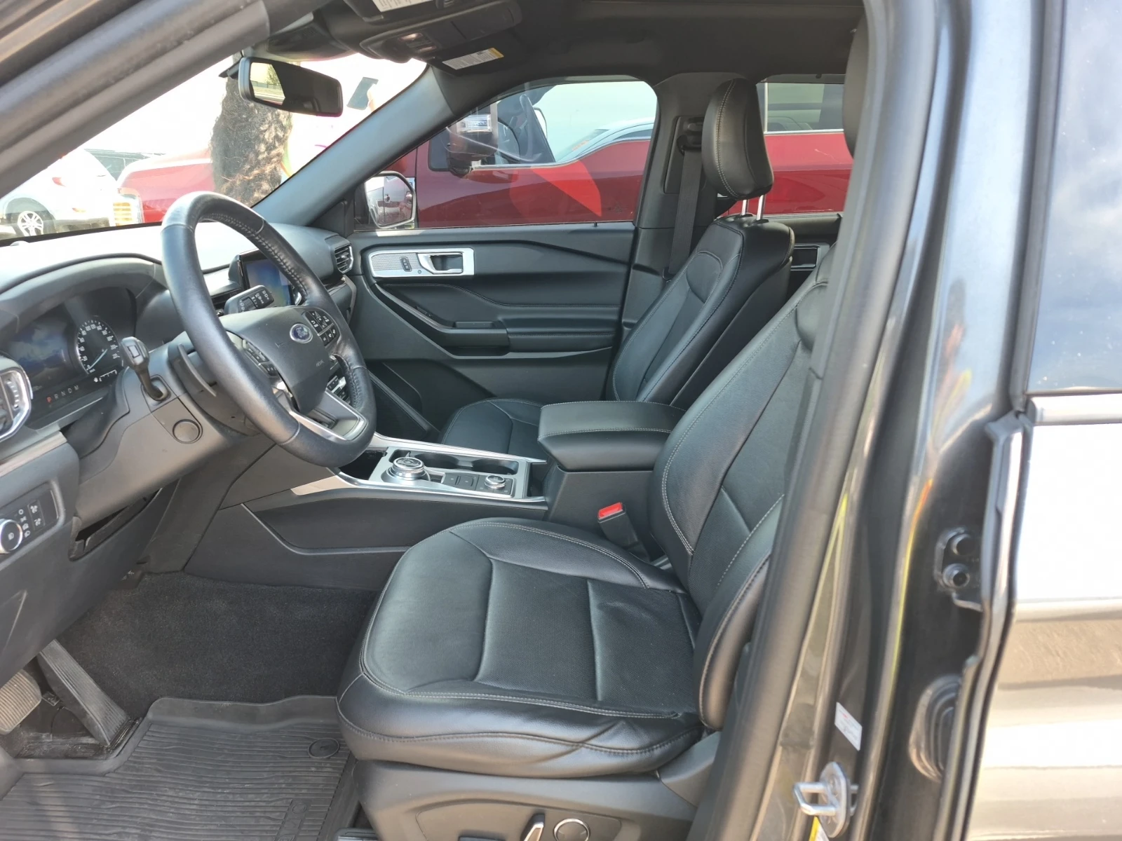 Ford Explorer * * CARFAX * * АВТО КРЕДИТ * * Цена до БГ * * , снимка 6 - Автомобили и джипове - 54496823