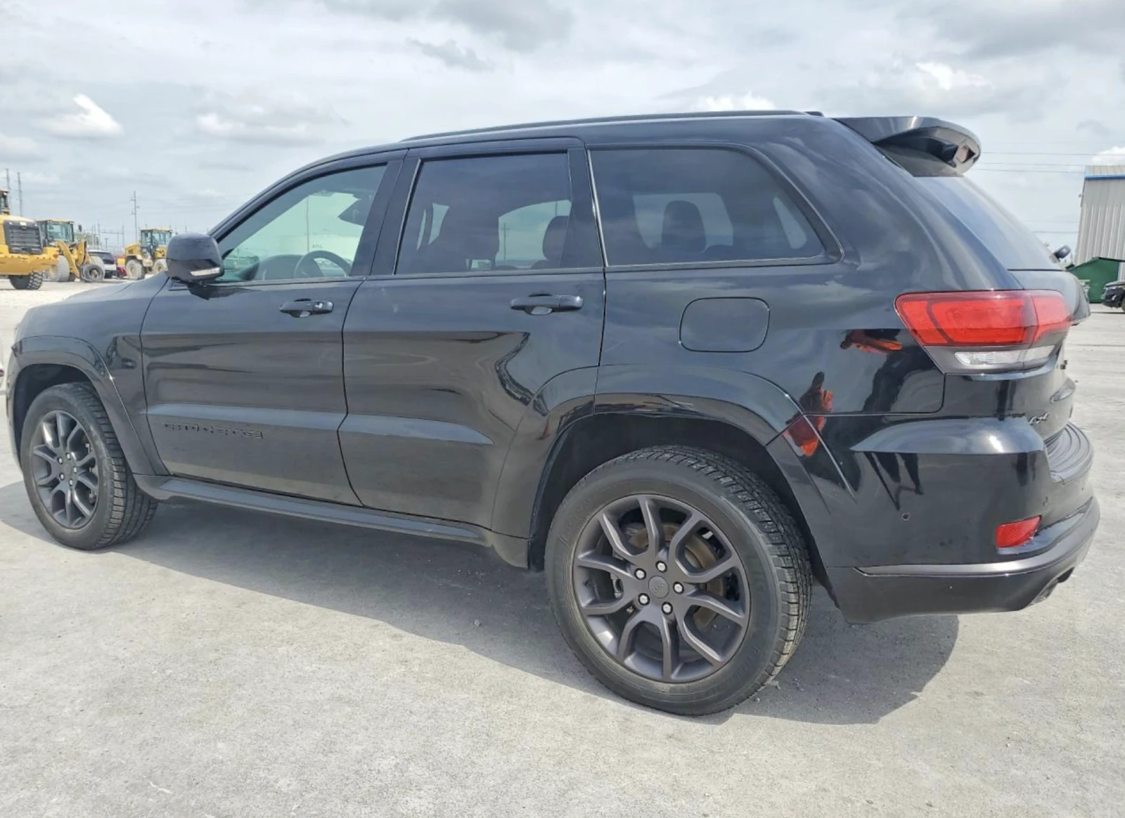 Jeep Grand cherokee 3.6 OVERLAND / ГРАДУШКА / Дата на търг: 10.06, снимка 2 - Автомобили и джипове - 54836804