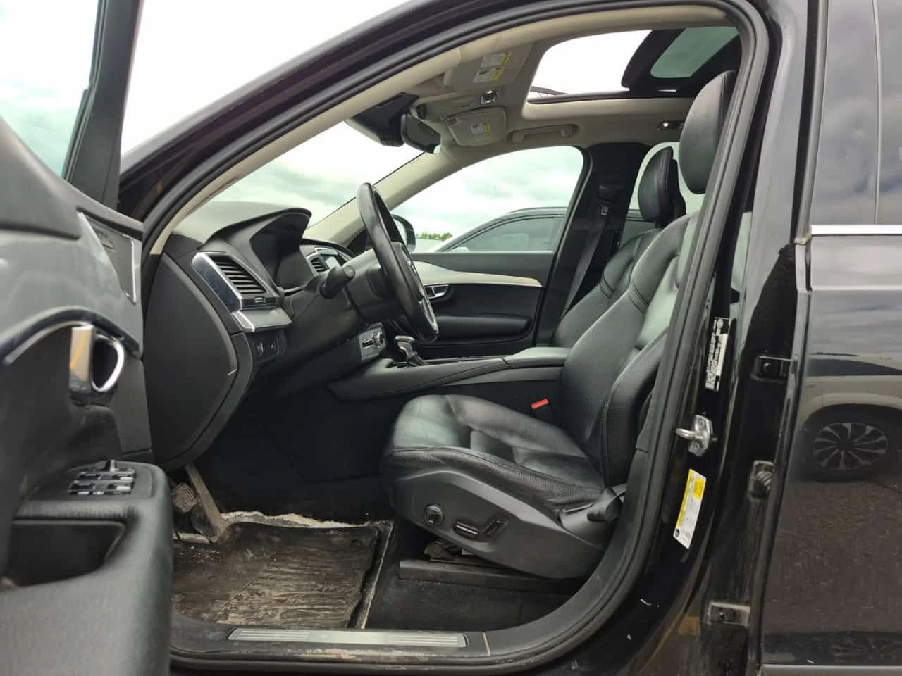 Volvo Xc90 AWD 5dr T5 Momentum 7 Passenger * ПРЕДСТАВИТЕЛСТВО, снимка 6 - Автомобили и джипове - 55327099