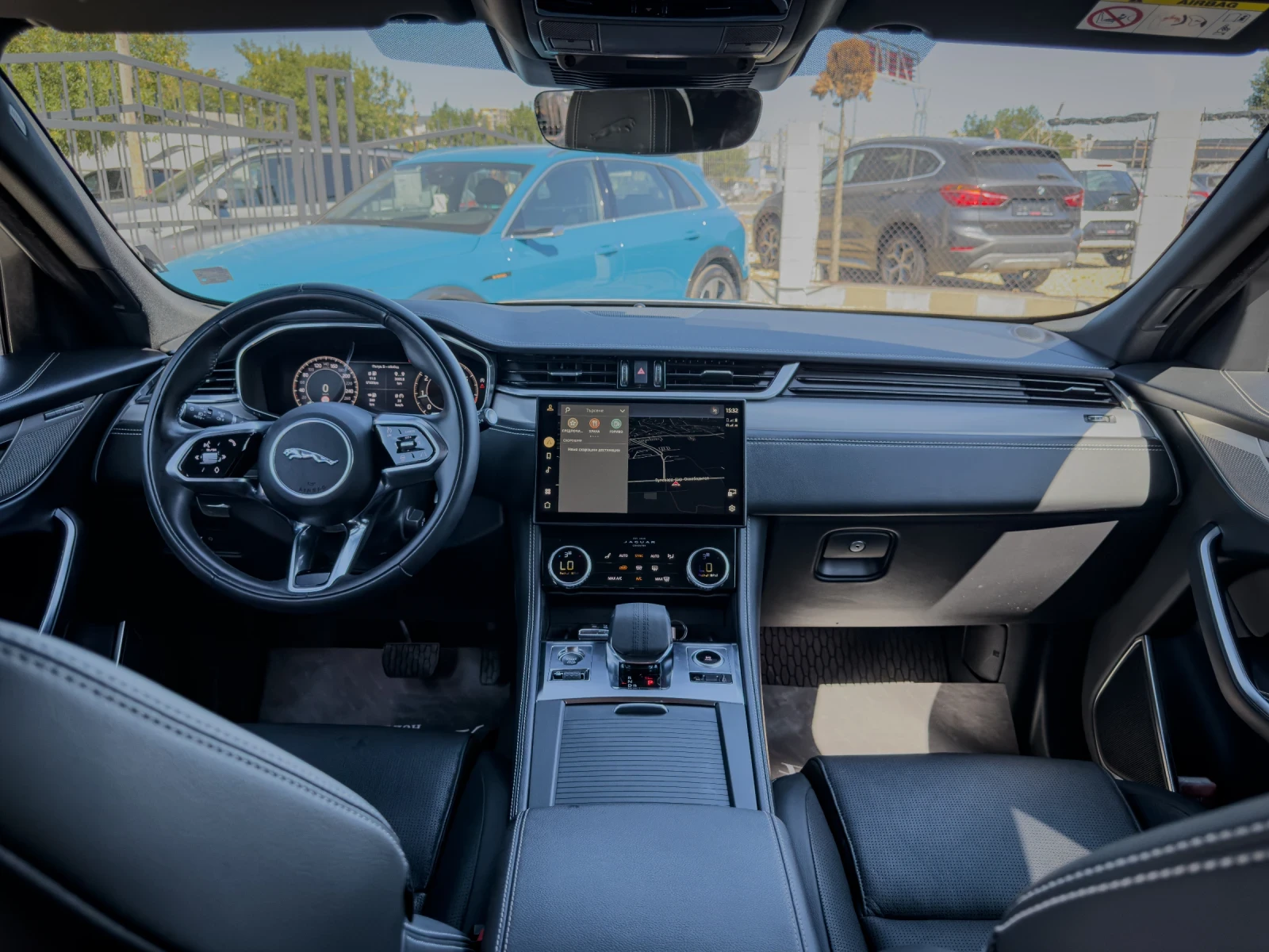 Jaguar F-PACE 250 - R-DYNAMIC - ГАРАНЦИОННА, снимка 9 - Автомобили и джипове - 55770972