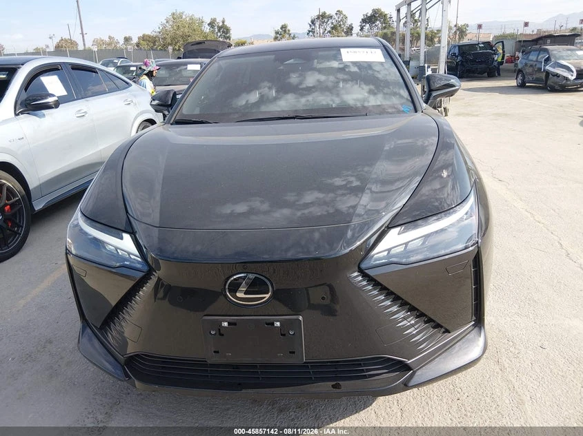 Lexus RZ 300E Premium, снимка 13 - Автомобили и джипове - 55934437