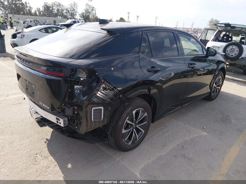 Lexus RZ 300E Premium, снимка 4 - Автомобили и джипове - 55934437